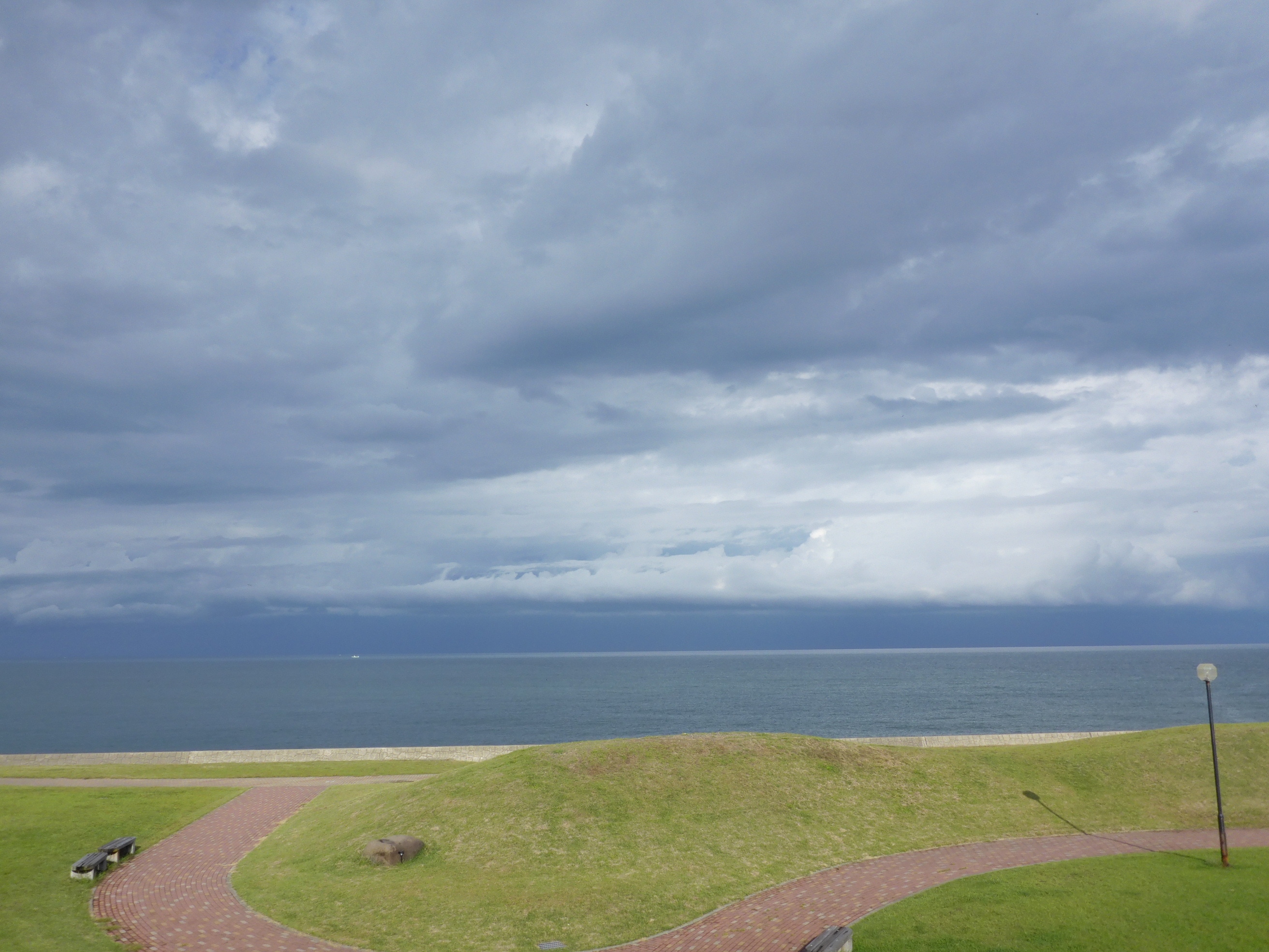 a903ff8f66452ab61d2484fd1f31edaf8199a686.60.9.3.jpg