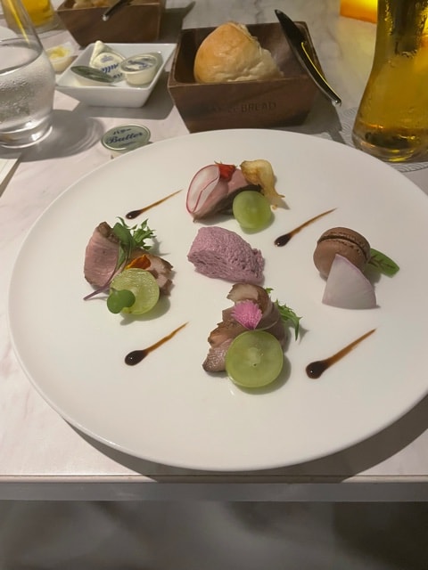 56e122ddbe724e3356cc430eb429bbde3786e76a.54.9.3.jpg