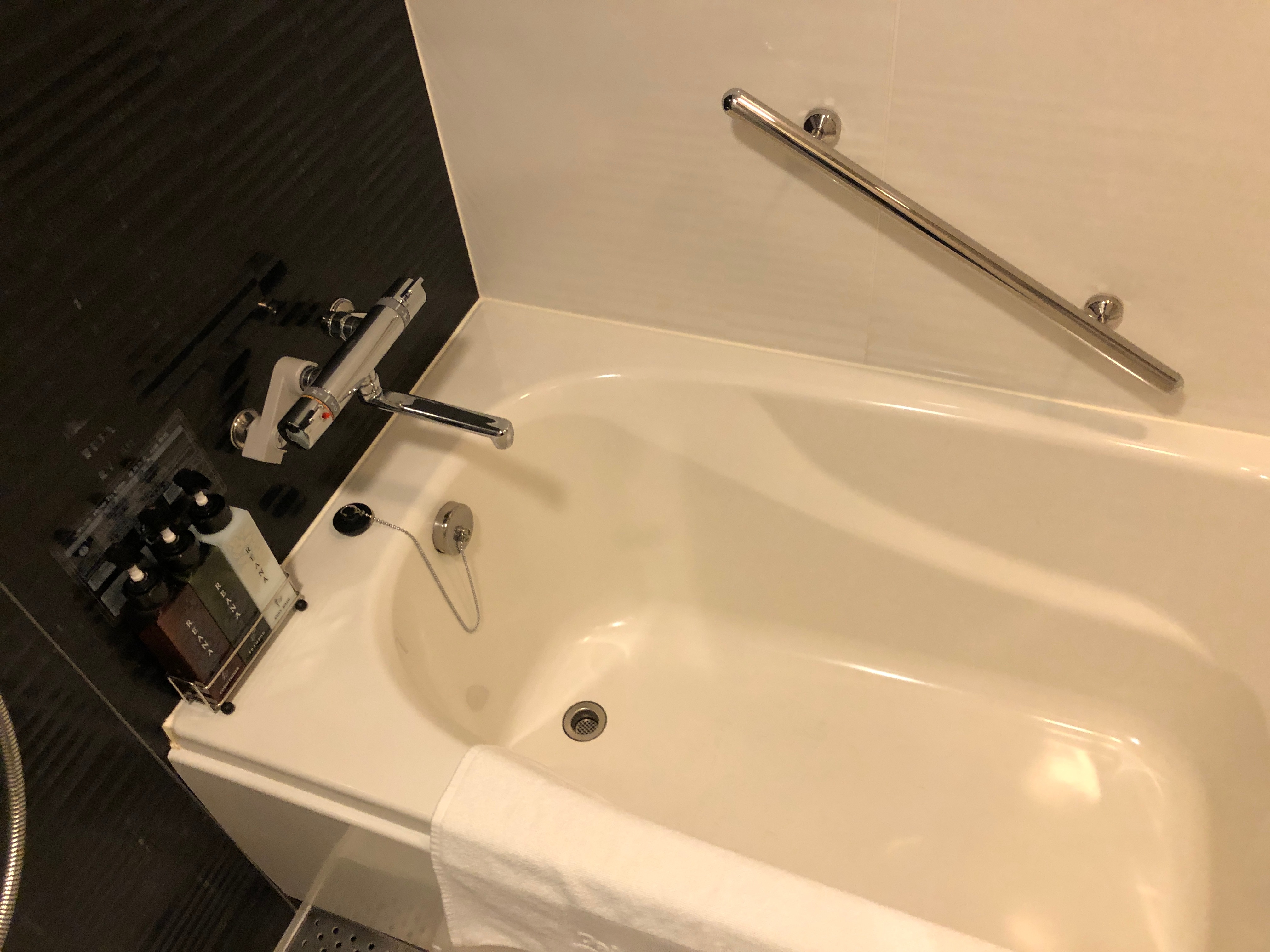 a12b075b61751a2b8589aba02e11bdfd9cd444d0.26.9.3.jpg