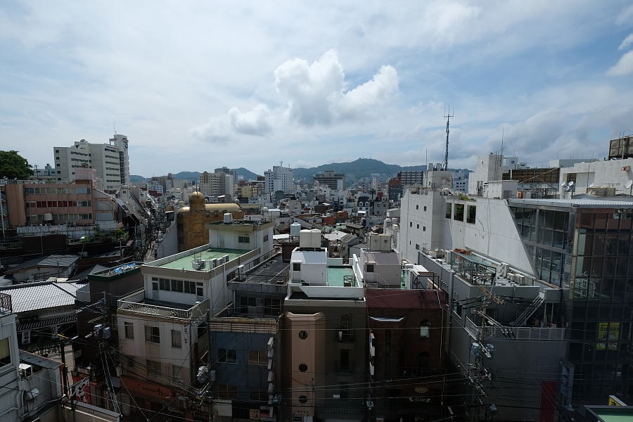 715fd87e74b31028445be68f919b9708b93f2930.04.2.1.jpg