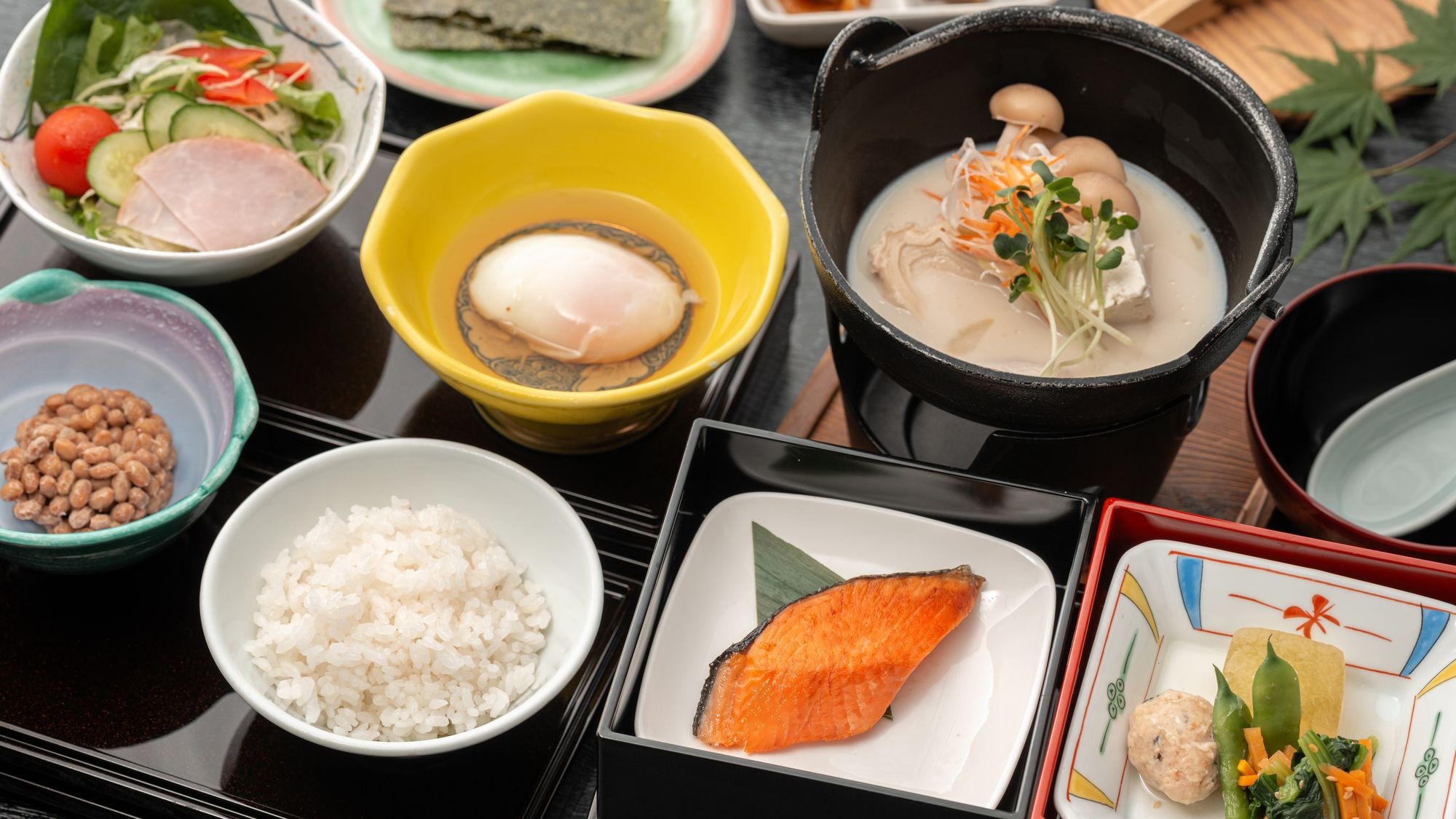 【조식】 식단의 일례. 마음도 몸도 안심 따뜻해지는 아침 식사를 즐겨 주세요.