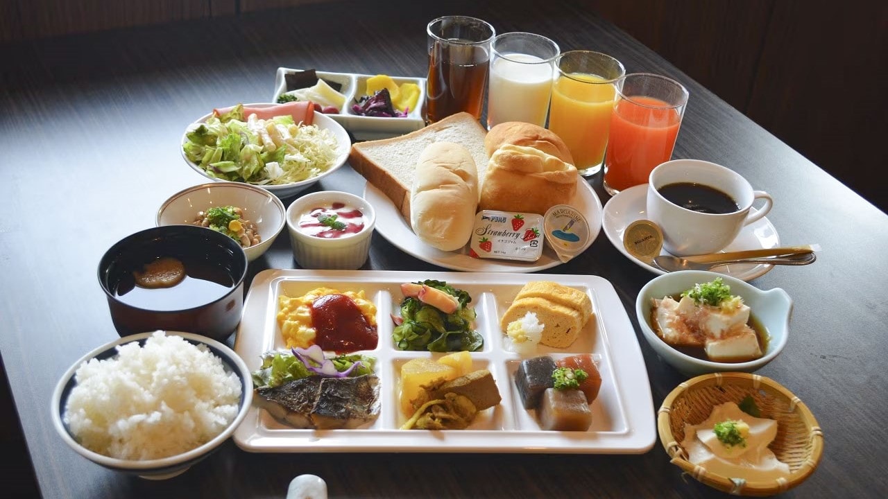 Breakfast buffet