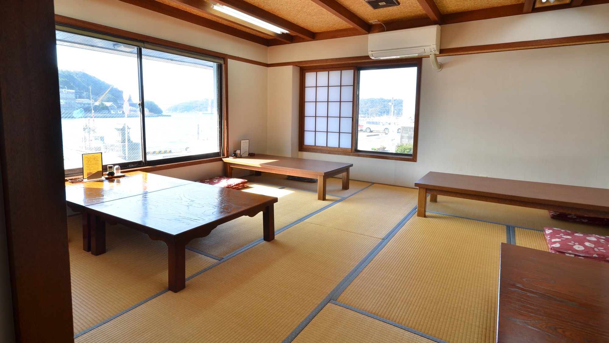 [Restaurant] Meals will be prepared at the restaurant on the 1st floor.