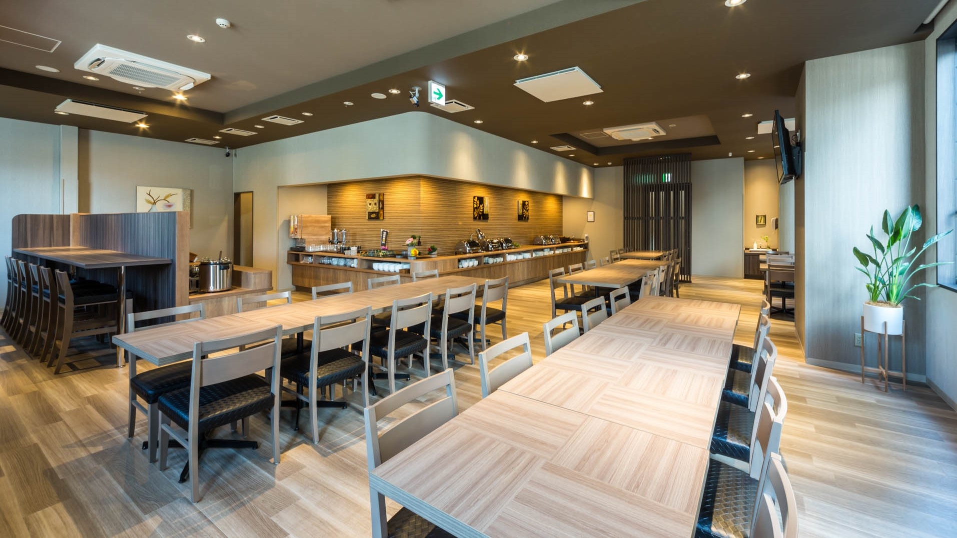 restaurant