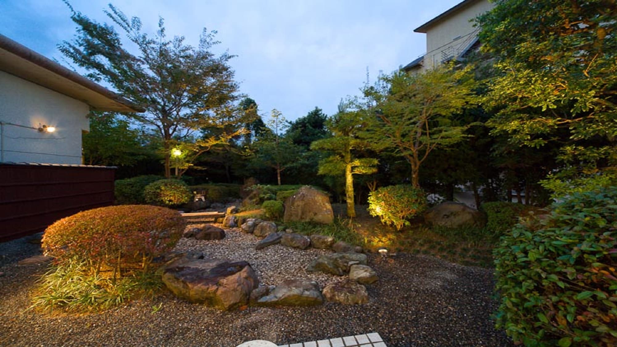 Restaurant garden