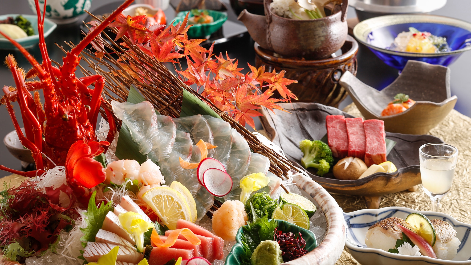 Makanan kaiseki mewah dengan hidangan musiman *image