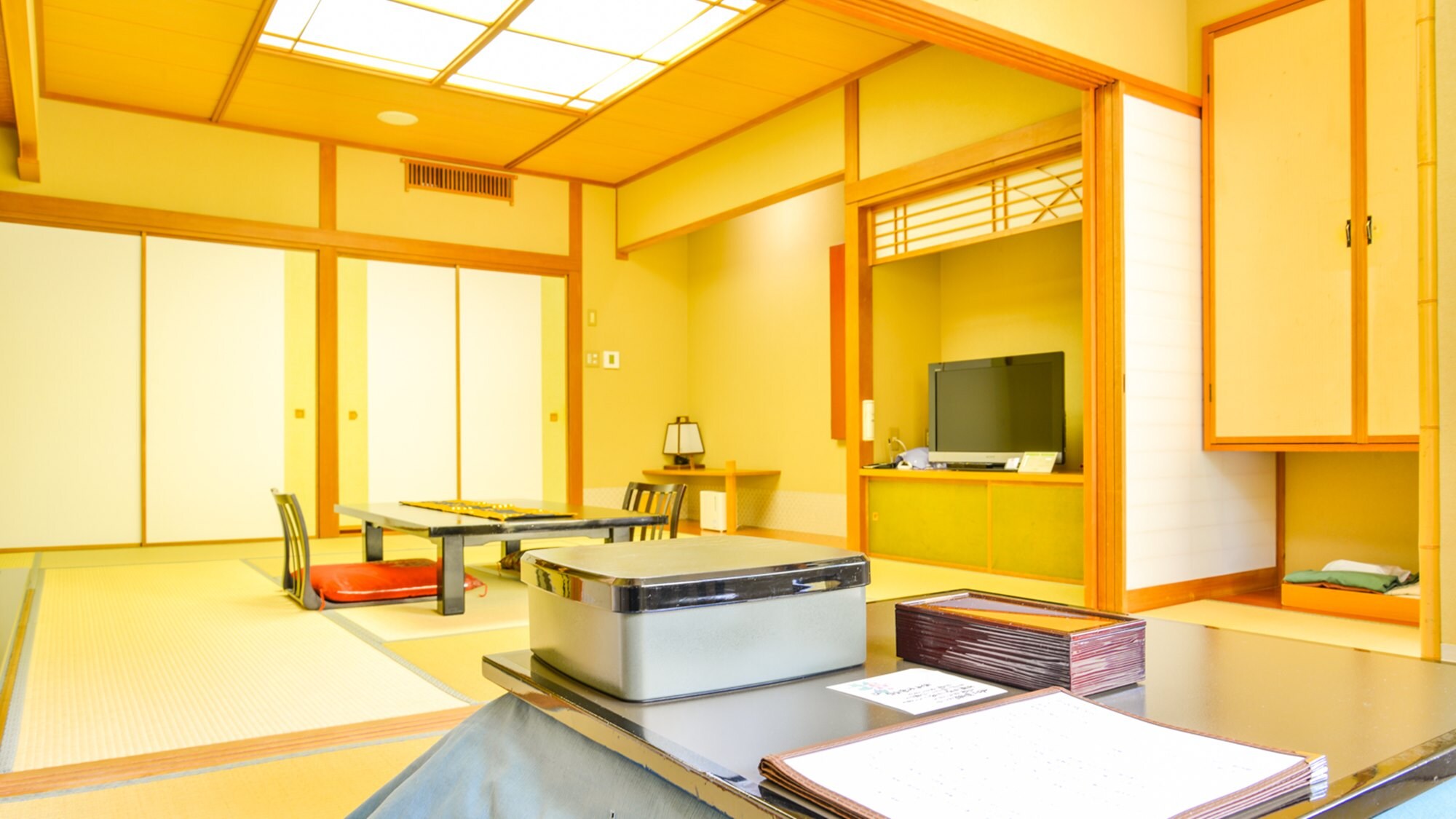 *[1st floor Hanamaki no Yakata / with sunken kotatsu] Located in the back room, the space is spacious.