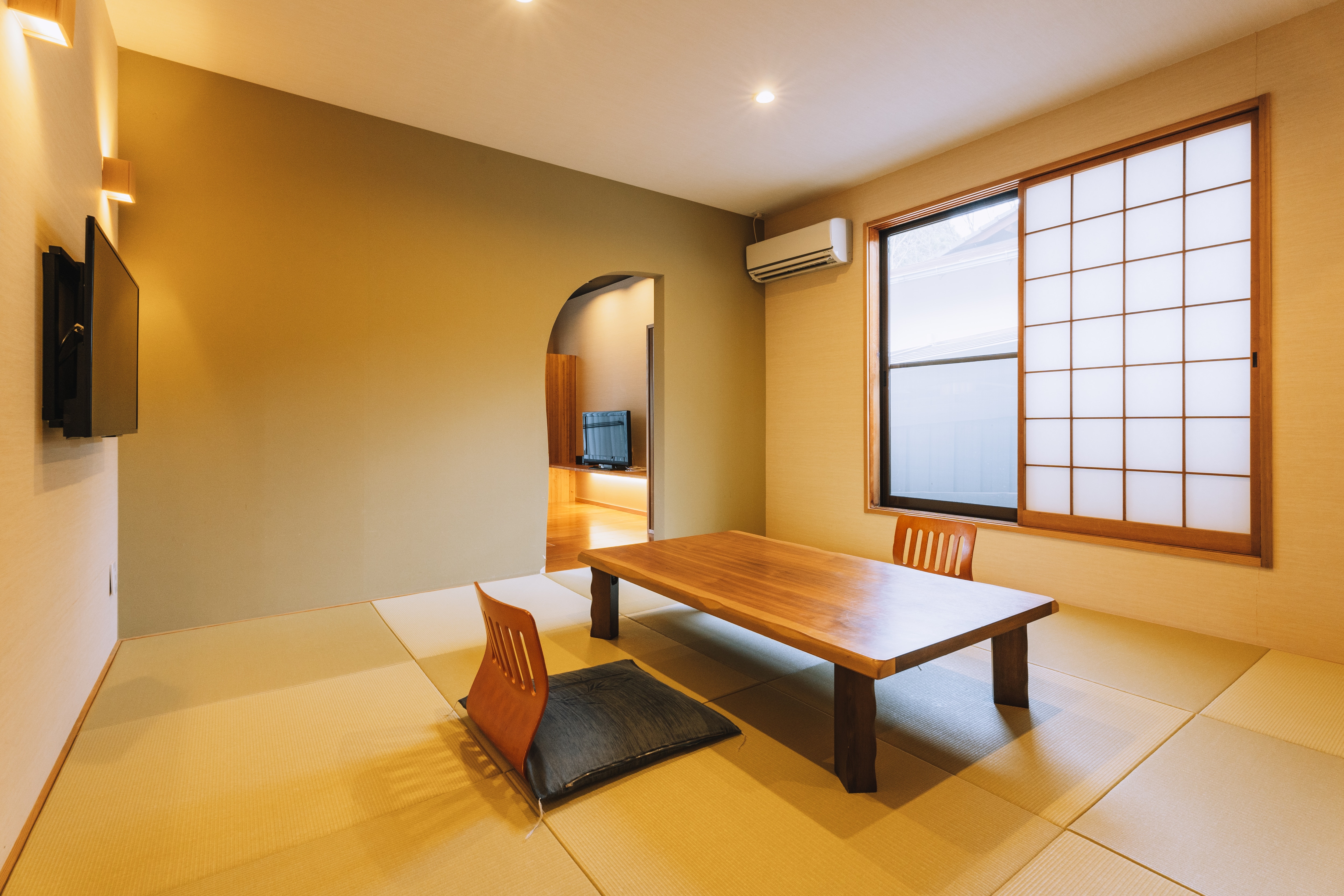 ◆Twin room 10 tatami mats x 8 tatami mats, indoor bath + outdoor bath (2 rooms)