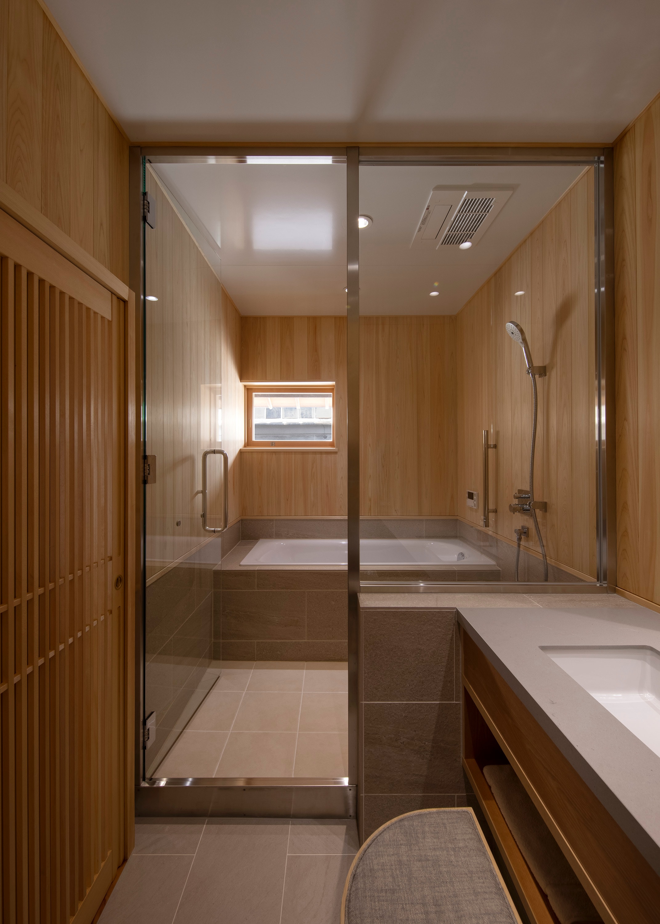 Nakanoyado Bathroom