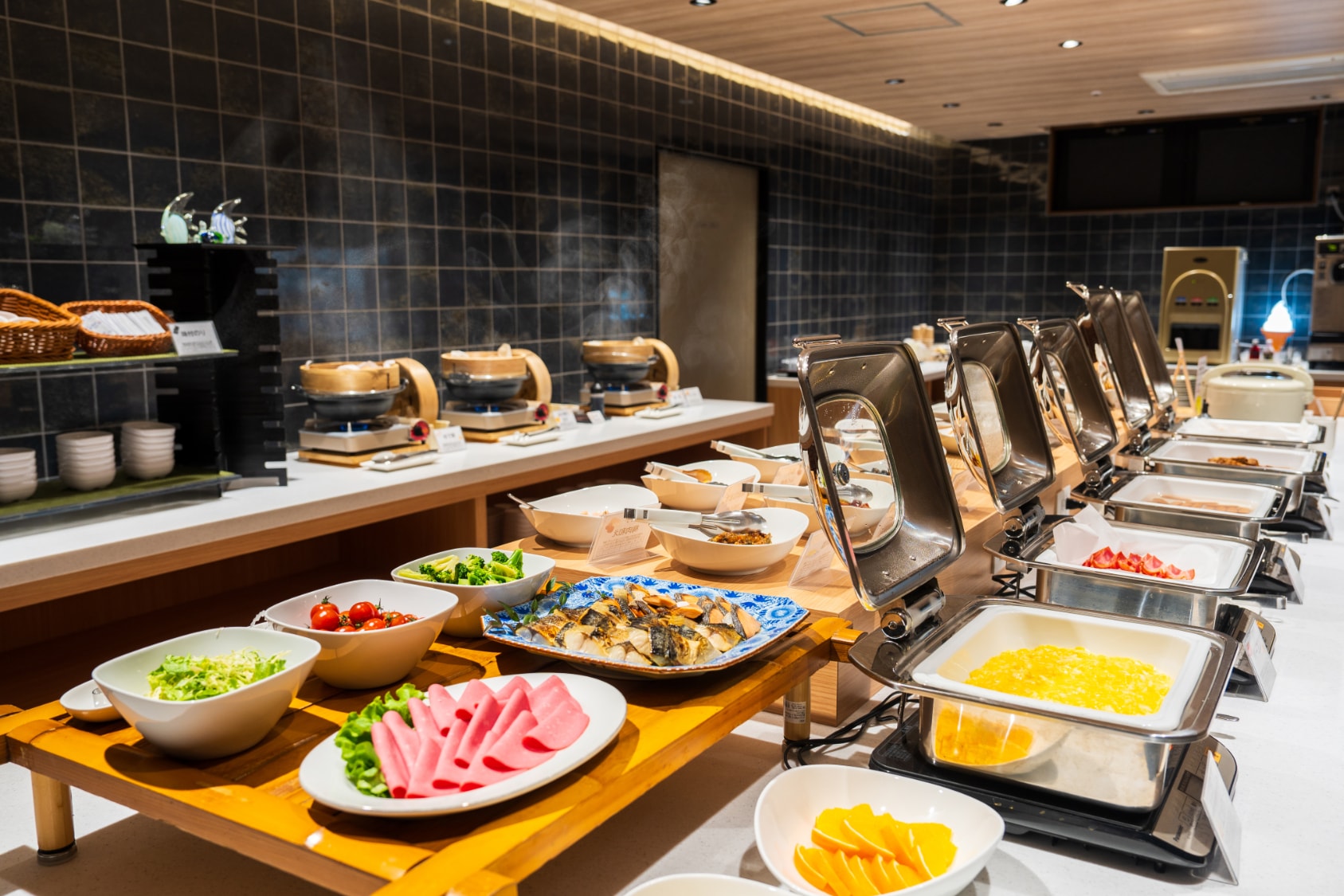 Breakfast buffet