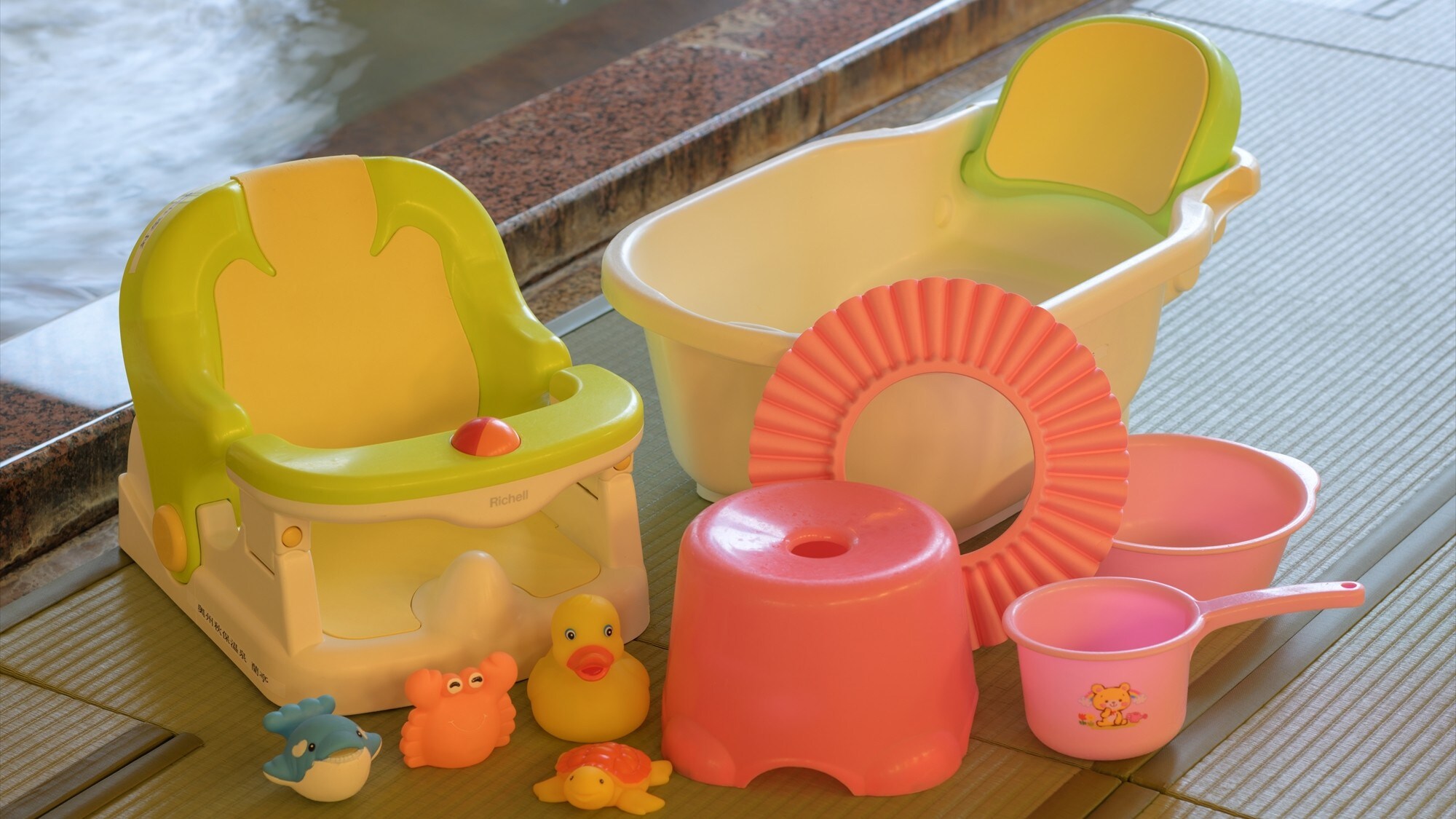 [Large communal bath] Children's goods can be rented at the large communal bath.