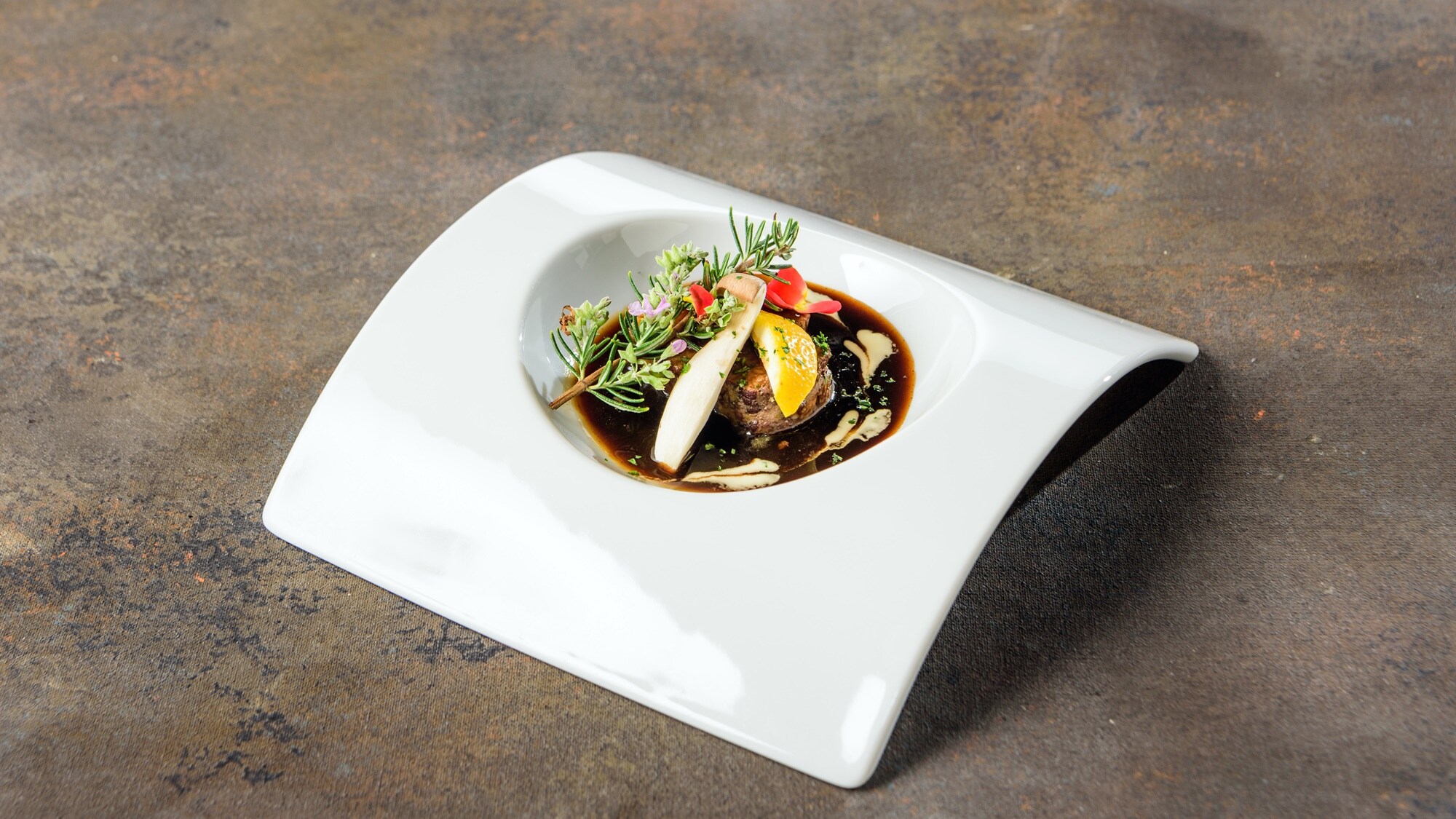 *Meal example: Shonai pork stewed in wine