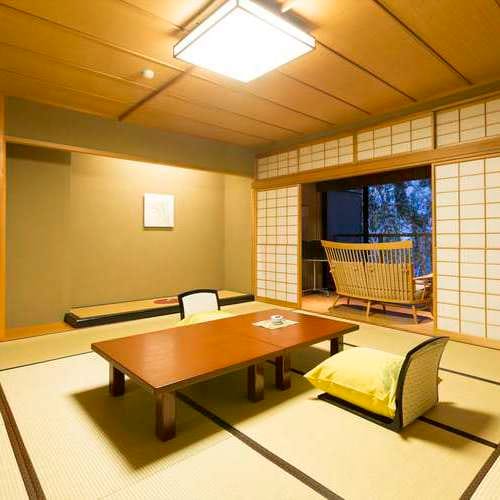 [Japanese-style room 12.5 tatami mats] with sofa