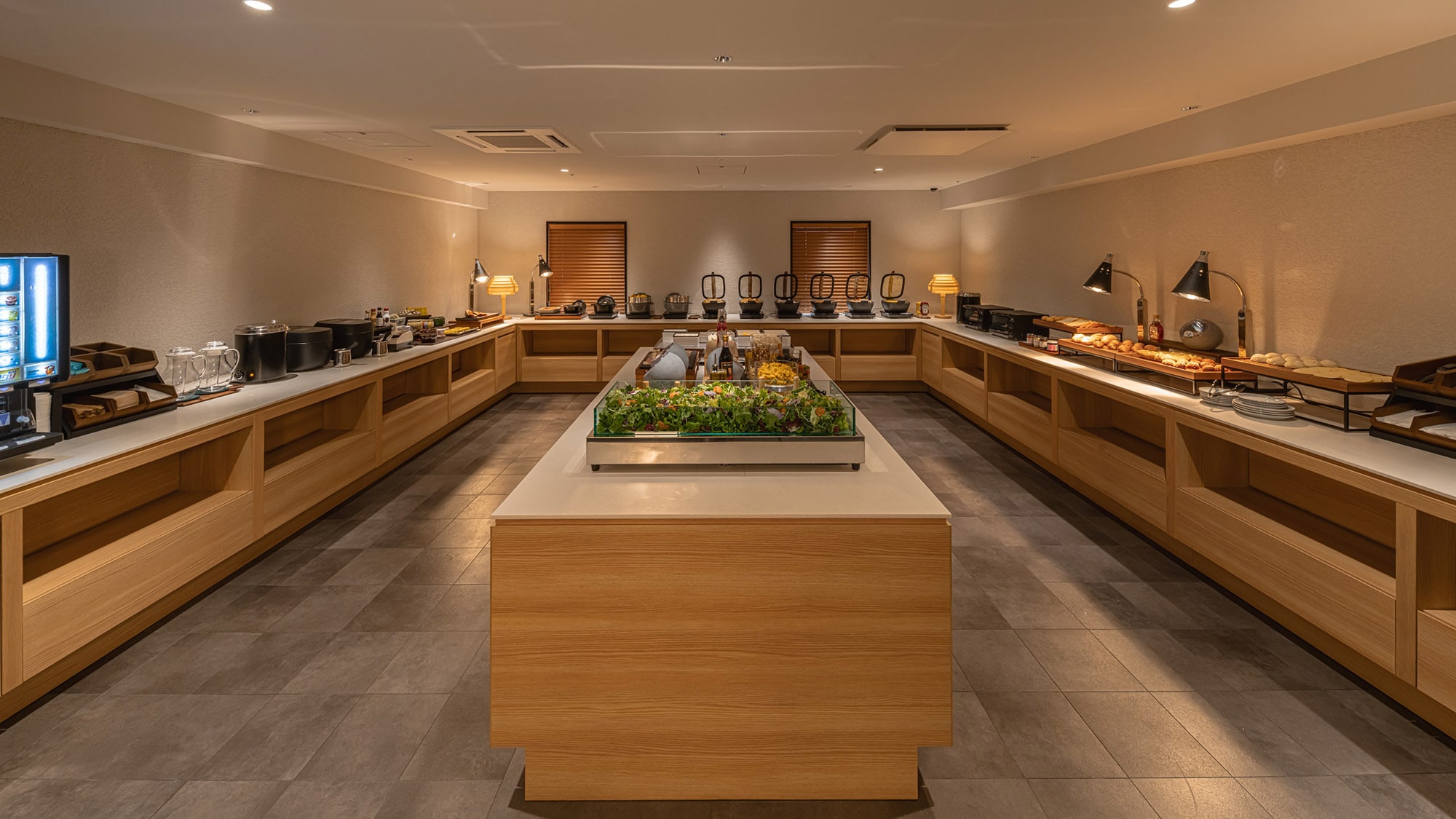 Breakfast | Opening hours 7:00-9:30 2nd floor