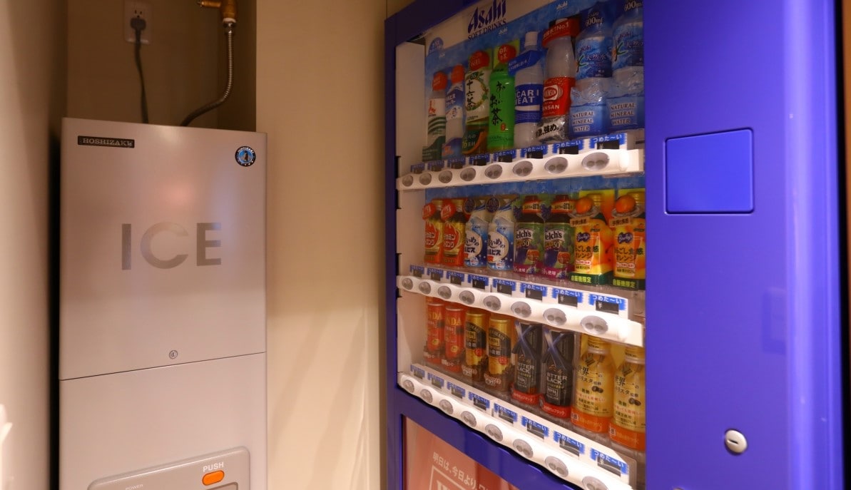 Vending machine for custom pages