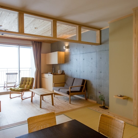 "Kaimon" Japanese-style room 8 tatami mats + living room + terrace (without bath) 51㎡