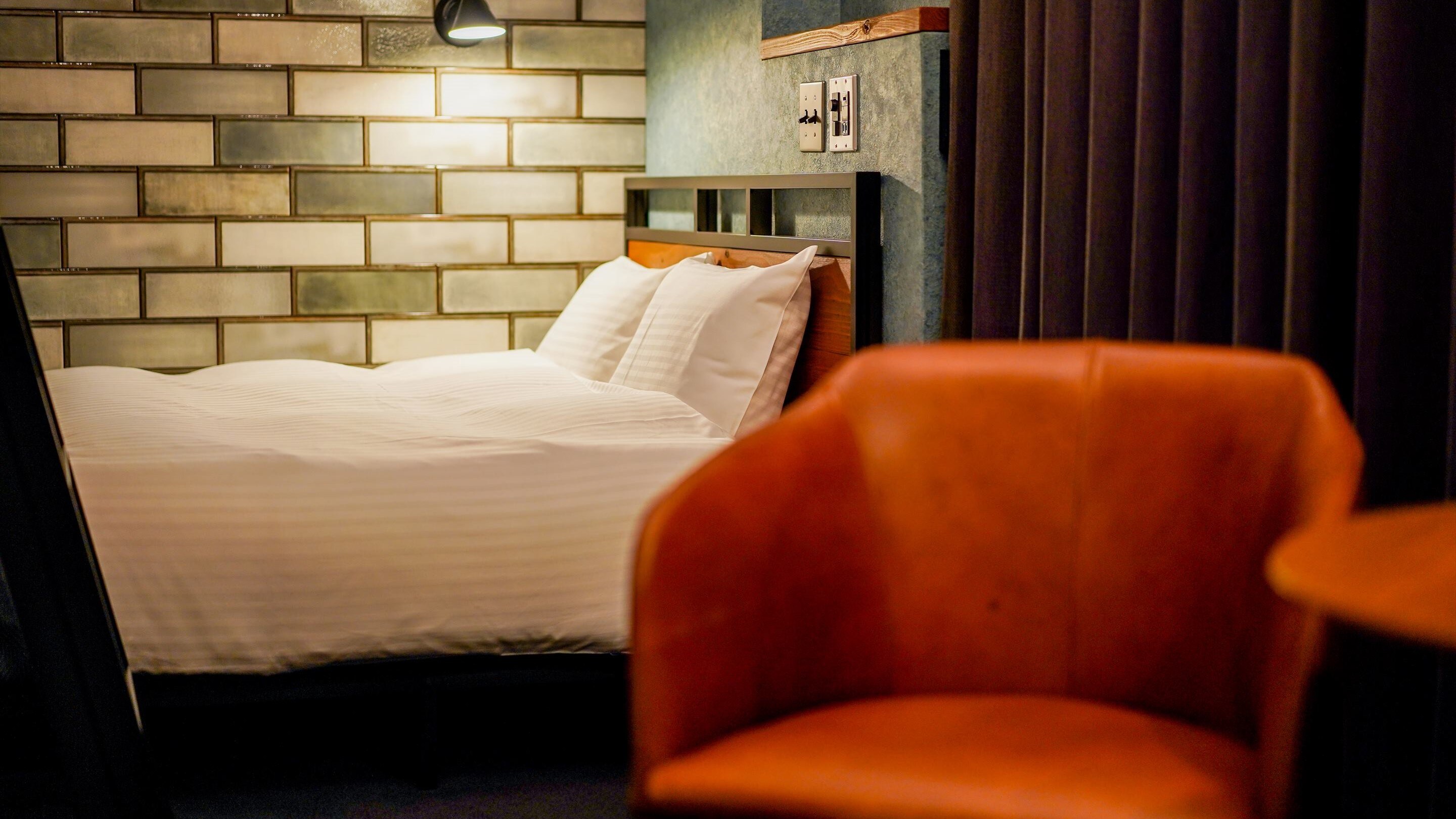 [1 bunk bed, 1 double bed]
