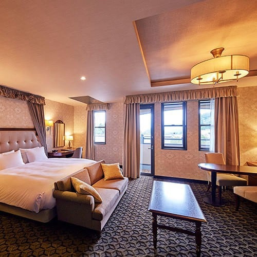 Asama View Deluxe Double / 54-58㎡ / Spacious space, soothing view of Mt. Asama through the large window