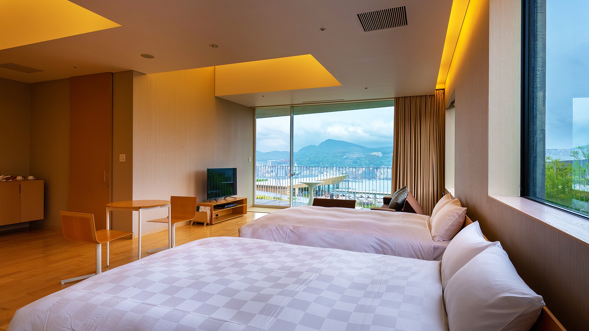[Standard Twin] Main building. 53 square meters. All rooms are non-smoking (smoking allowed on the terrace)