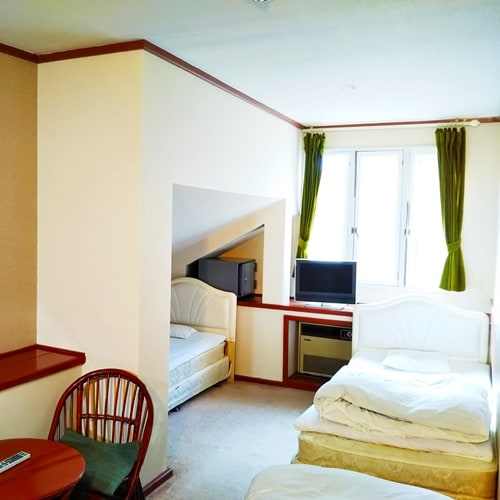 Western-style room without bath or toilet
