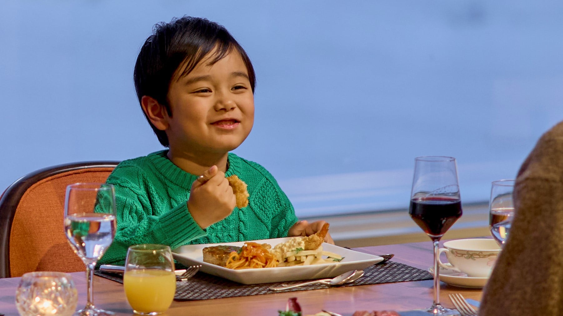 Recommended for children's first experience with French cuisine! Family plan