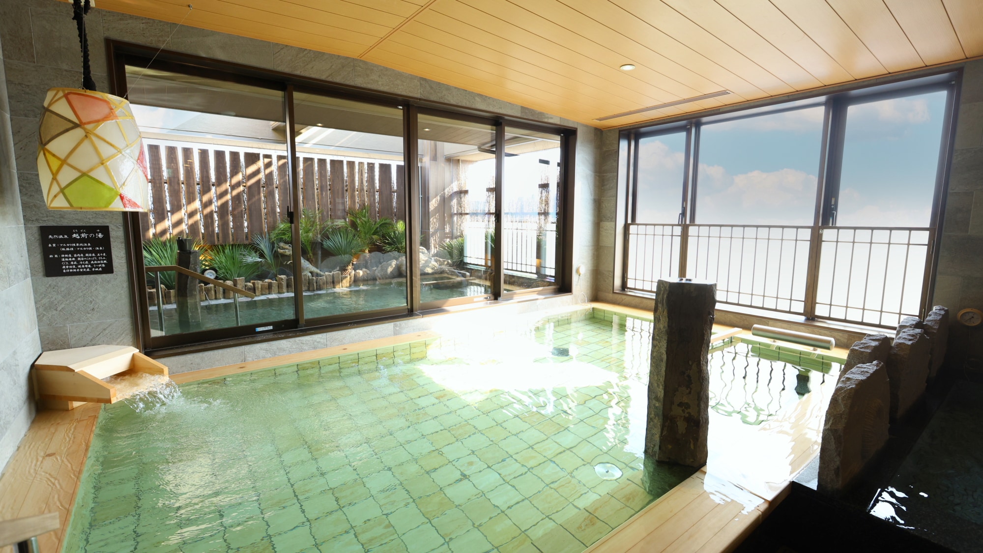 ◆ [Men's Public Bath] Indoor bath (Water temperature: 40-41℃)