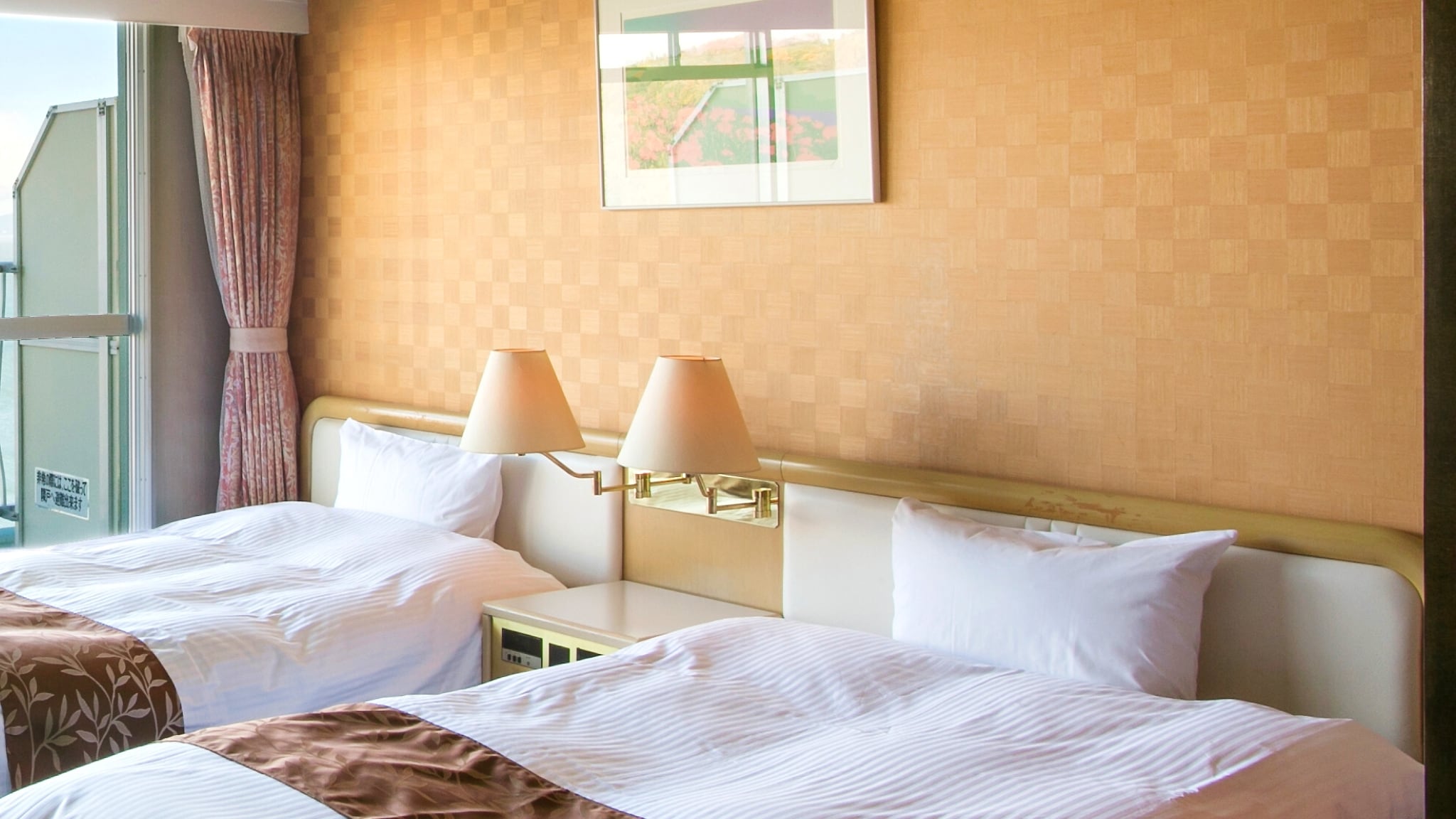 [Guest Rooms] [38m2 Japanese-Western style rooms] All rooms are oceanfront