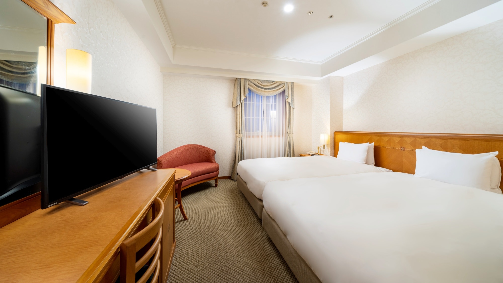 ฮอลลีวูด ทวิน [ห้ามสูบบุหรี่]