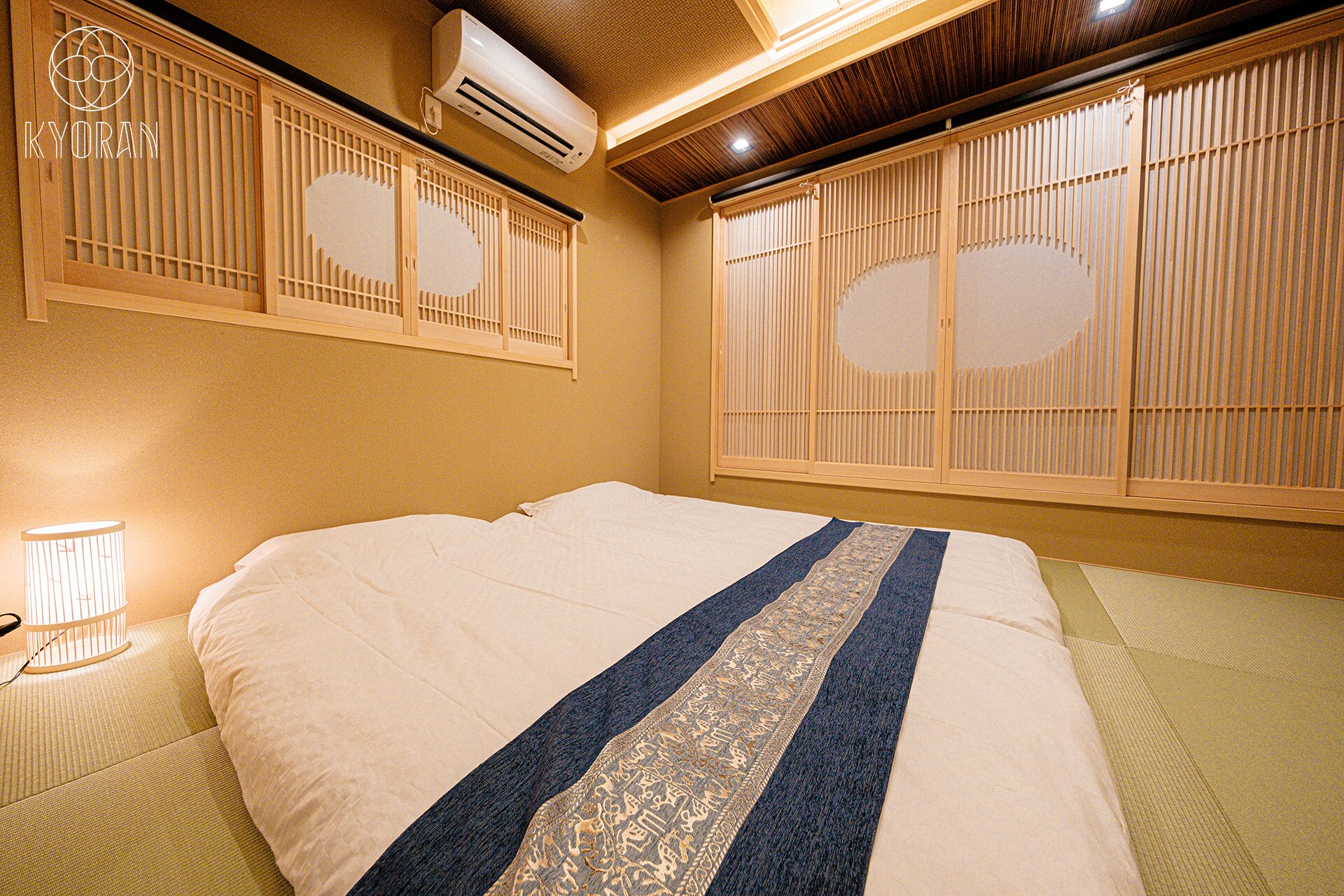 Japanese-style room