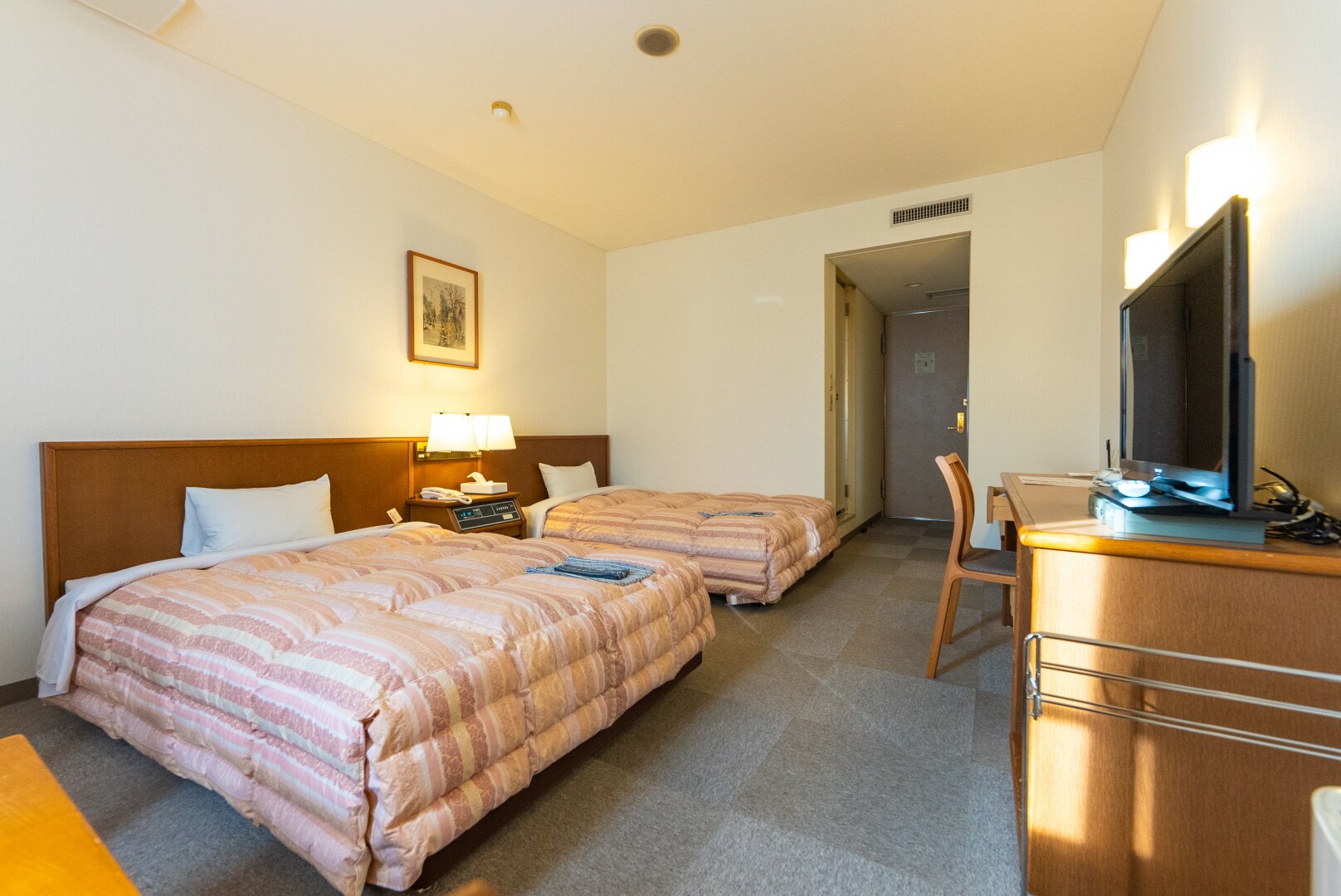 26평방 120cm 폭침대 2개 | 트윈룸