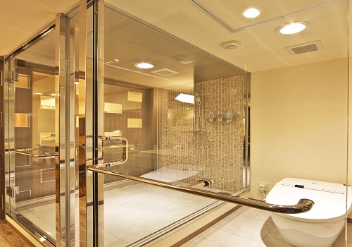 Single shower booth