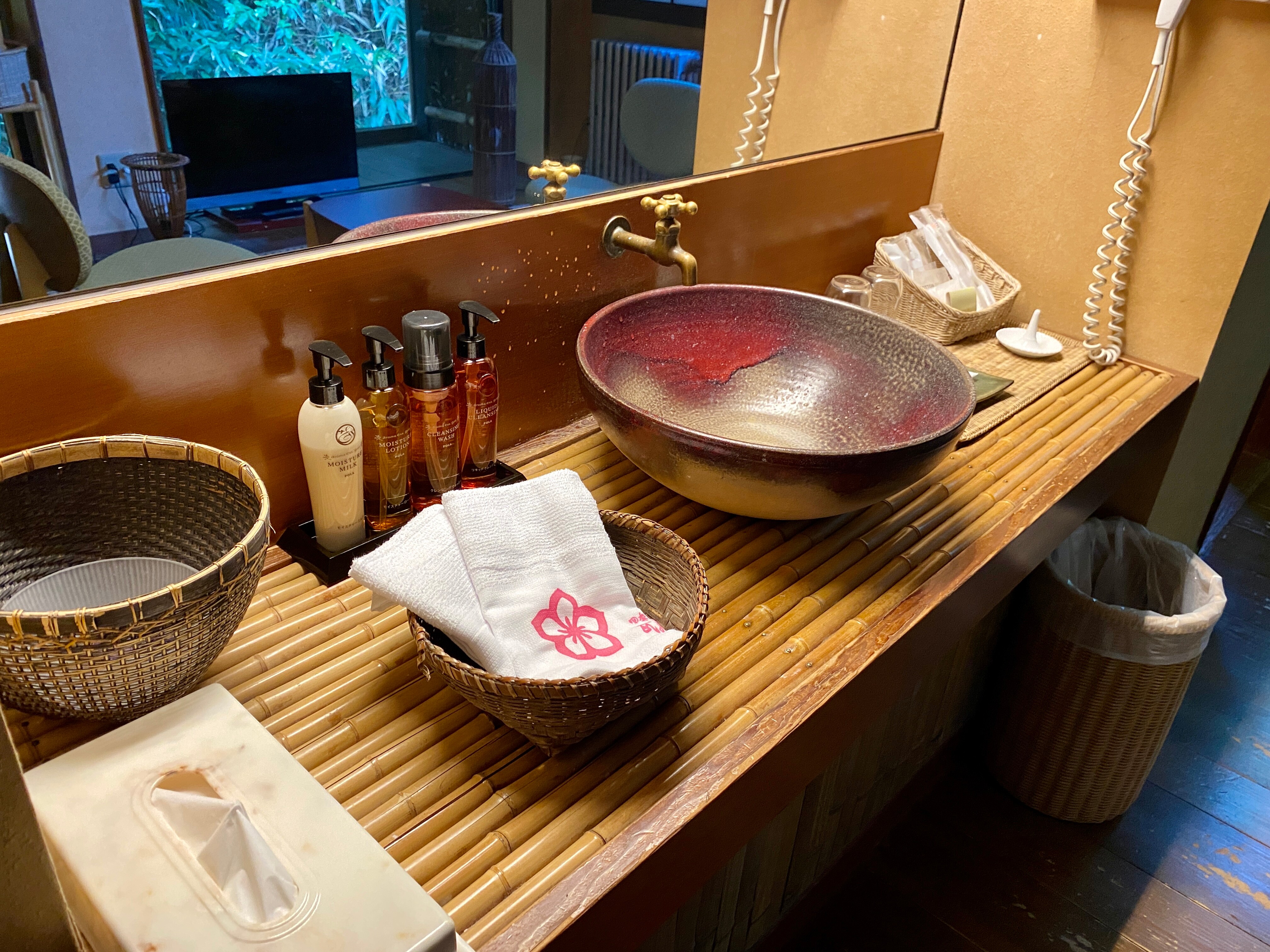 [座房] 带露天浴池的日式房间（12张榻榻米+12张榻榻米）