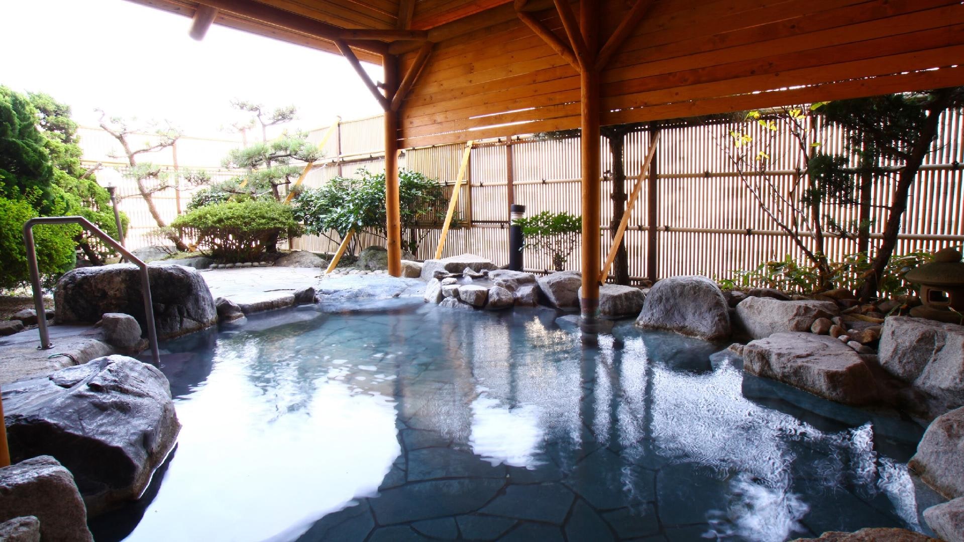 [Onsen] Large public bath on the 4th floor Open-air bath ②