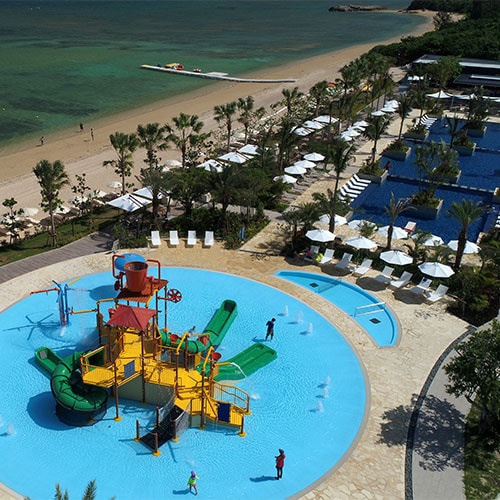 [Aqua Garden] Ishigaki Island's largest pool area!