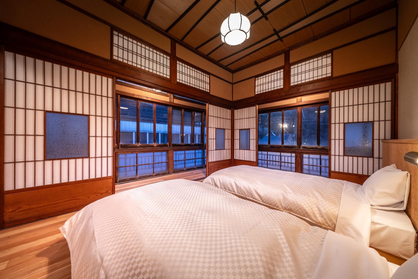 KEYAKI Bedroom