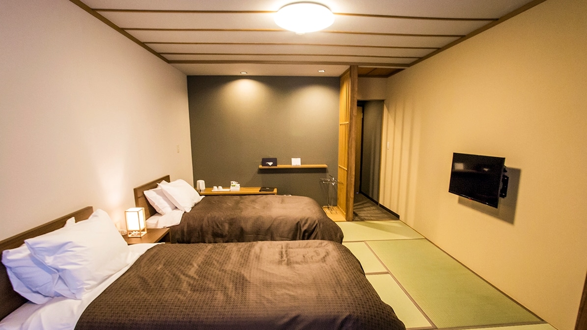 *[Japanese-Western style room] 10 tatami mats/toilet with bidet: Renovated in January 2022! All rooms are equipped with Wi-Fi for your comfort.