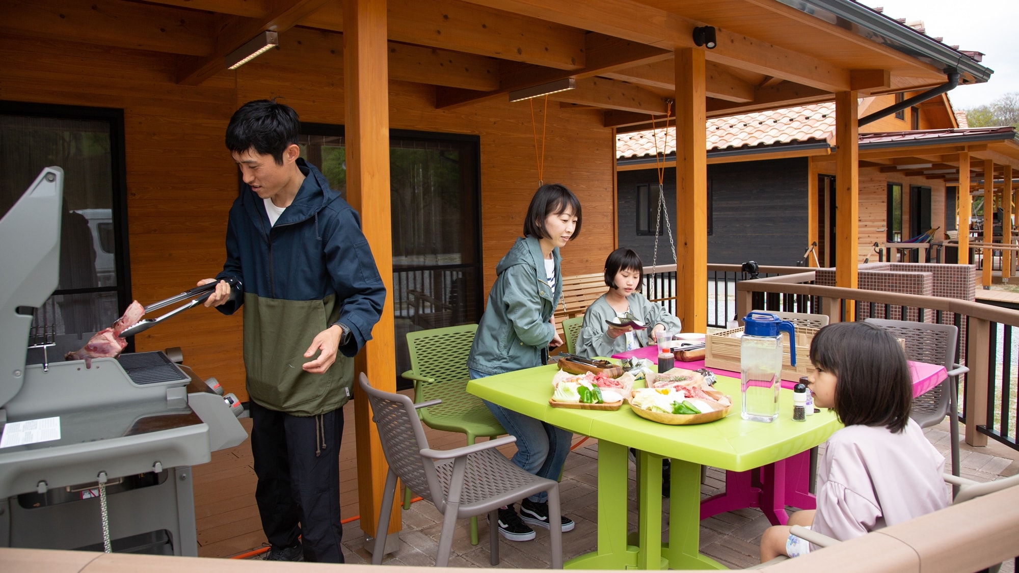 * [Grand Cabin] Family Enjoy BBQ in an open space without getting in the water, and it will surely be a memory of your life!