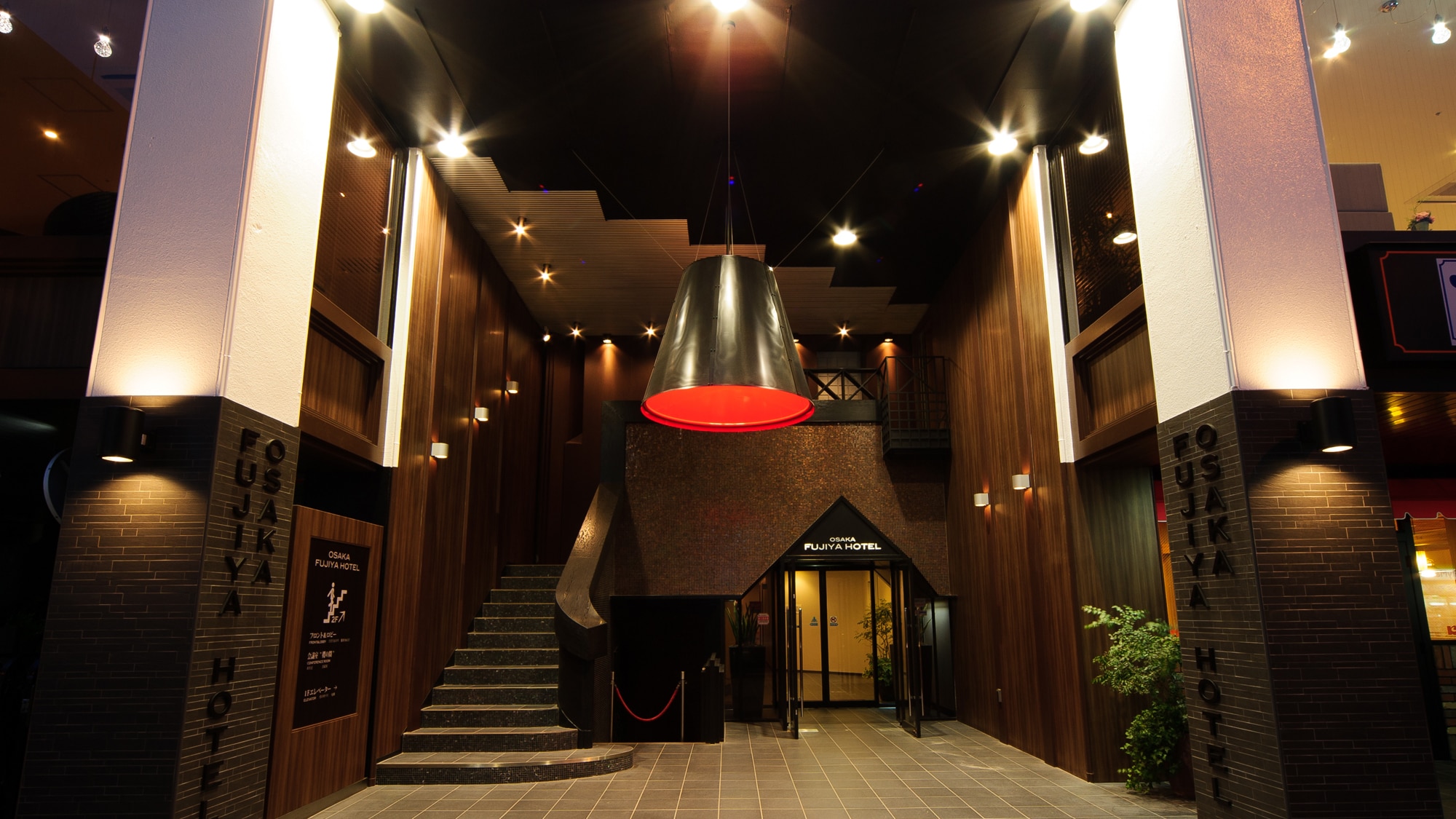 Exterior (night)