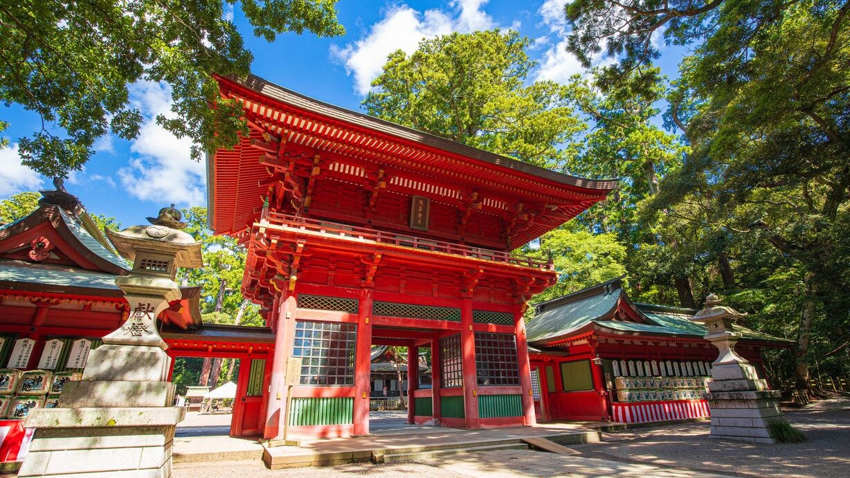 Kashima Shrine (approximately 20 minutes by car from the hotel)