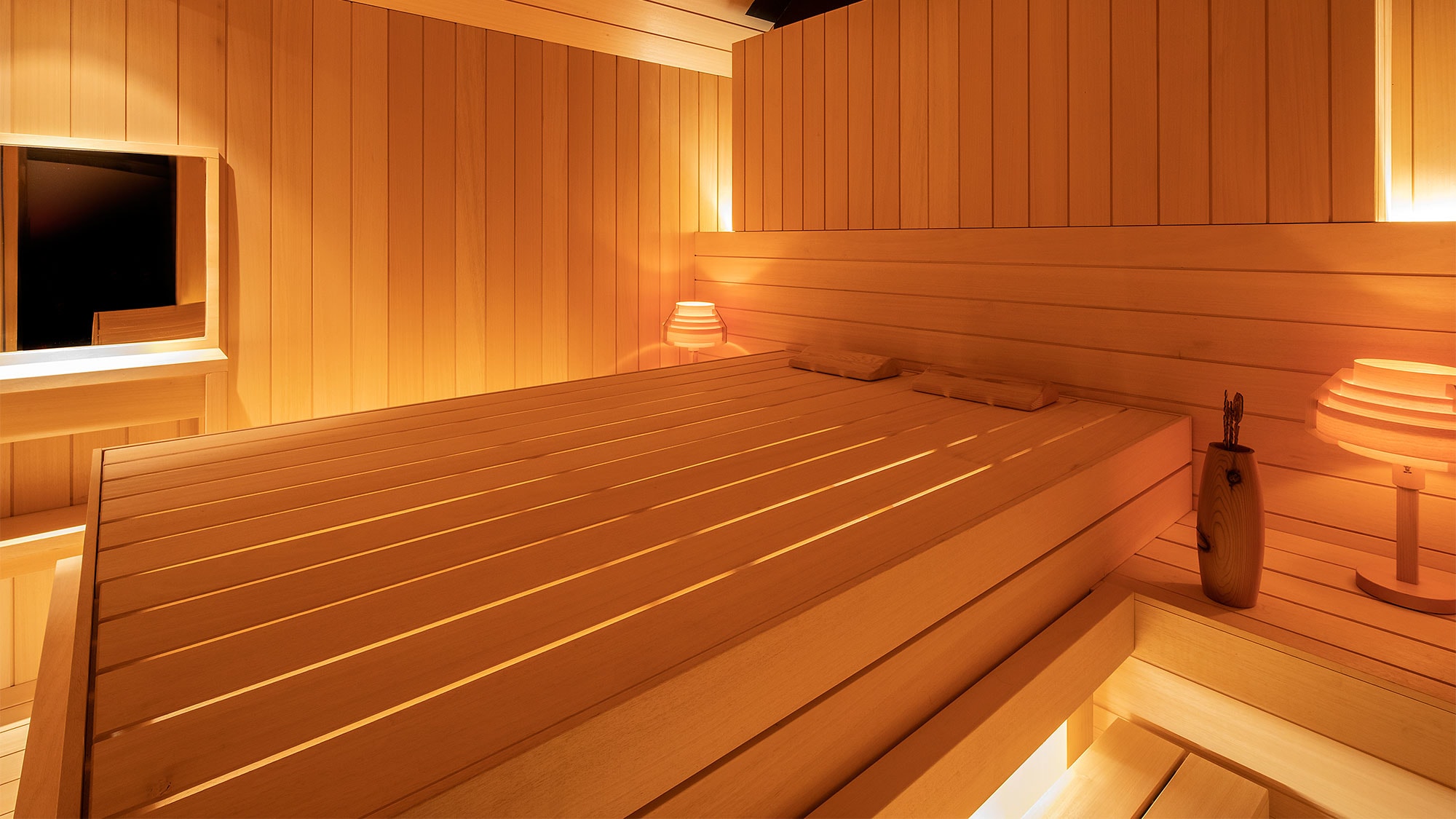 [Bedroom Sauna] A completely private sauna produced by TTNE, where you can turn over in your sleep, a rare experience