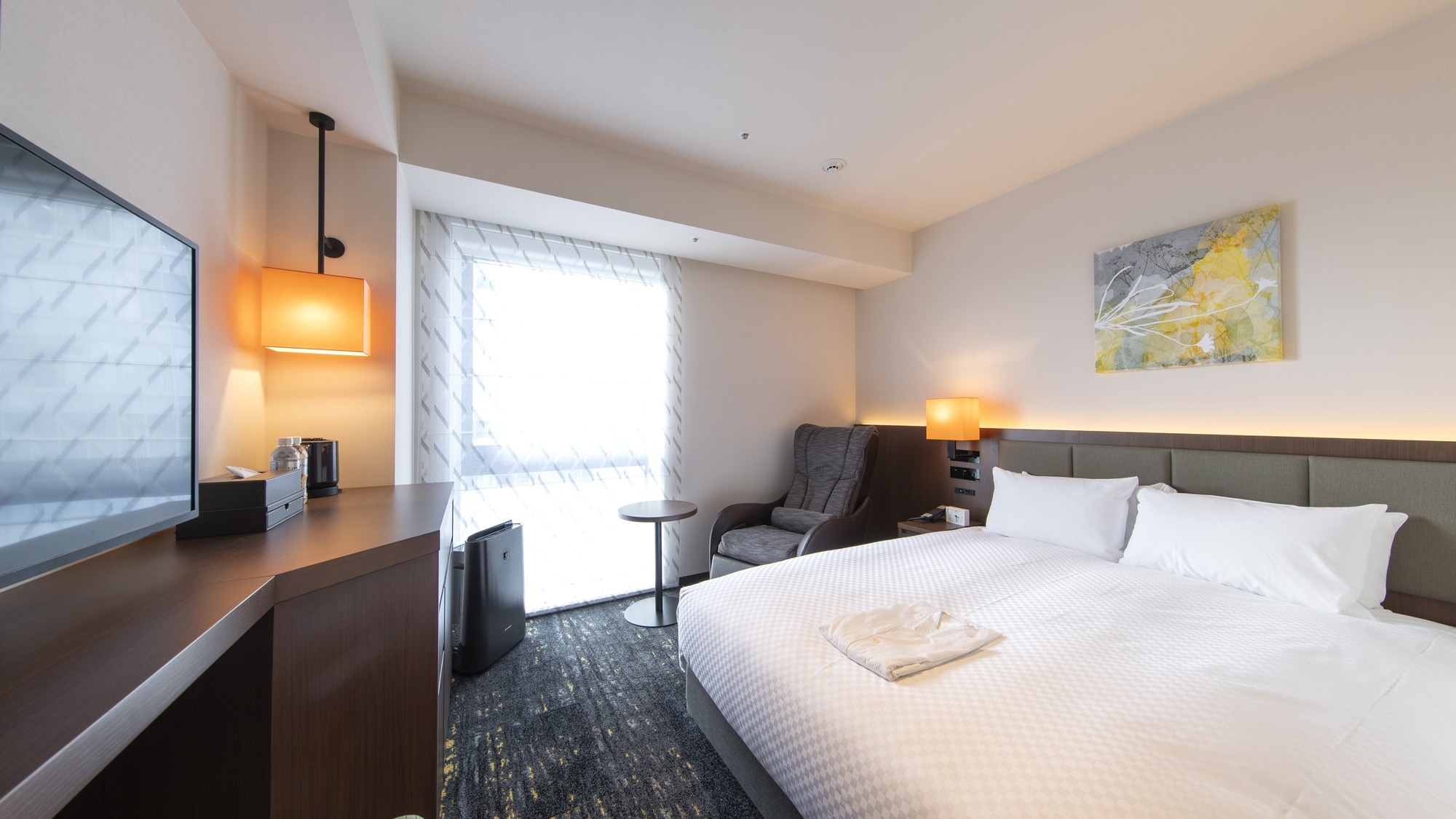 "Healing Double", a room with a healing theme, equipped with a massage chair that relaxes the whole body