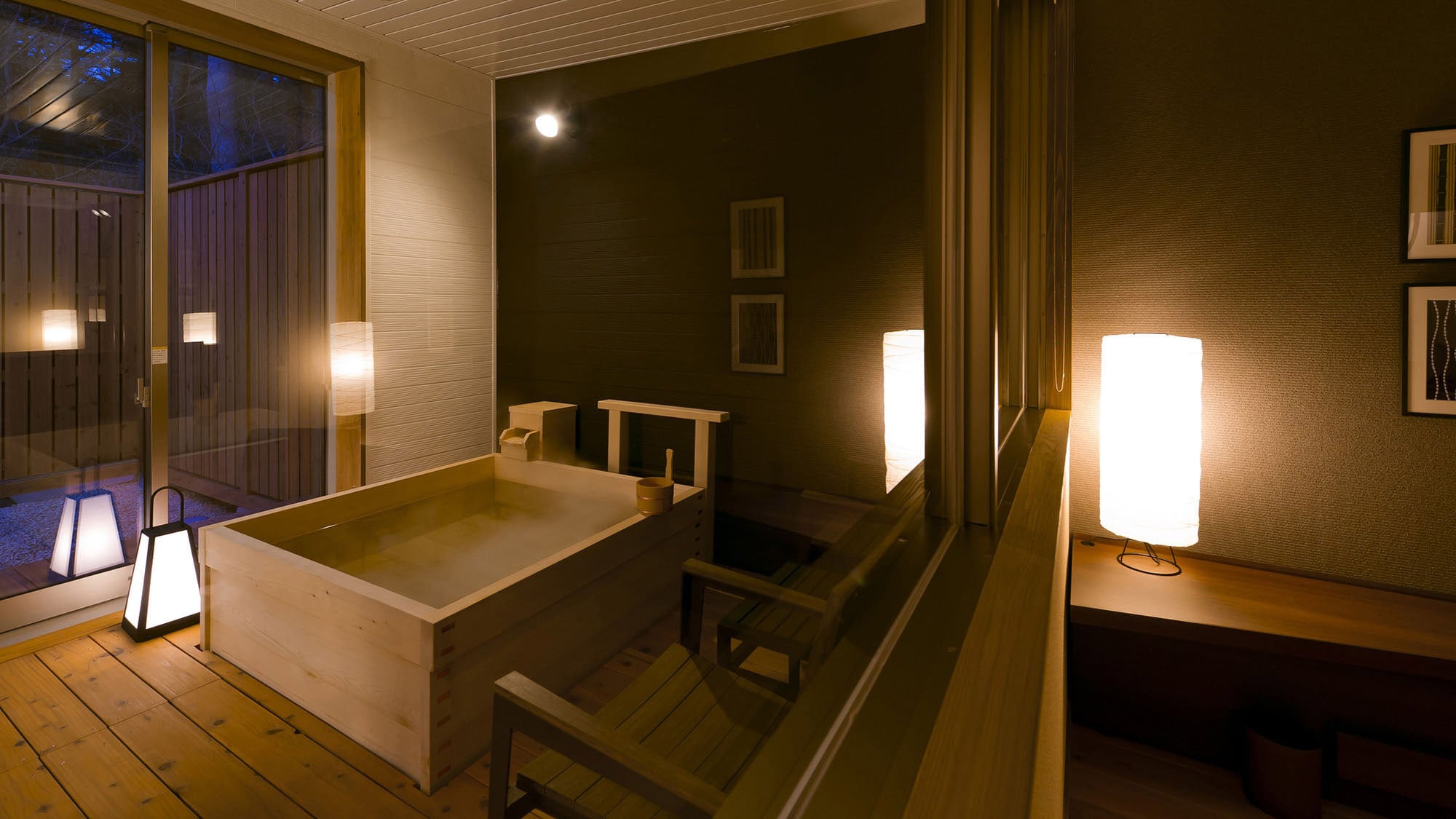 [FUUKA Suite] Guest room with hot spring cypress bath
