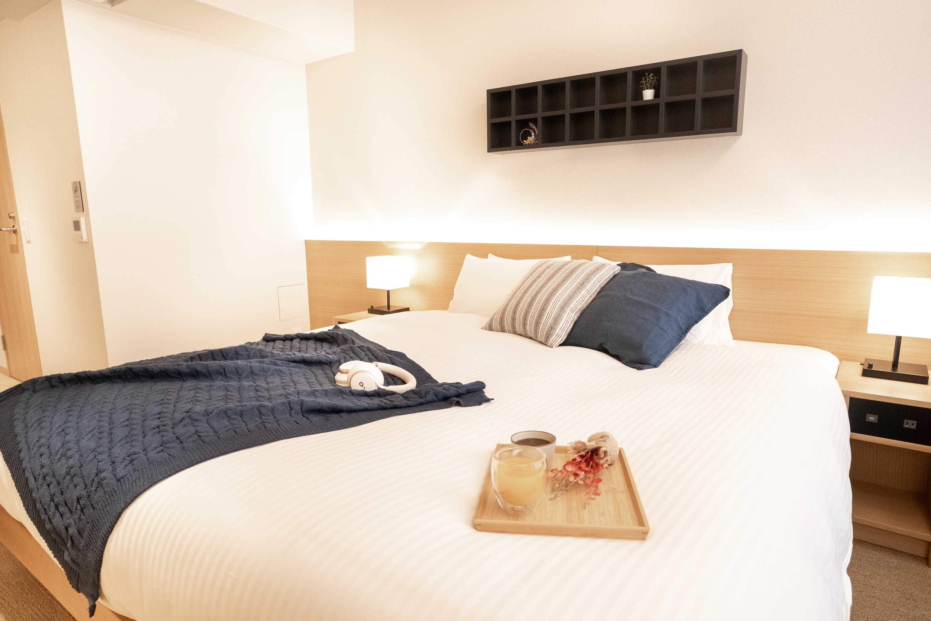 Studio 25 King (Non-Smoking)