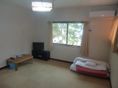 Western-style room B-2
