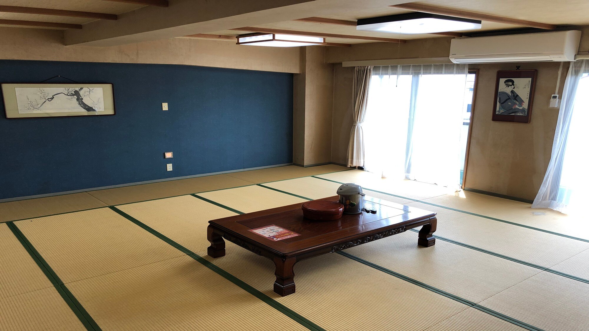 ■Non-smoking■Japanese-style room with outdoor bath (24 tatami mats)