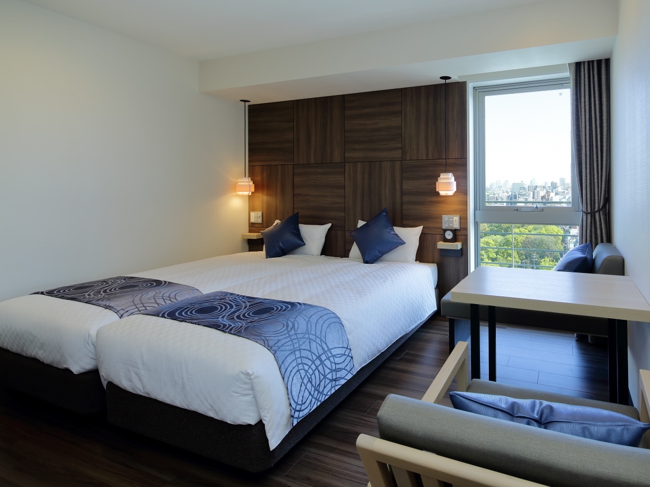 Twin room: 20㎡, equipped with an air purifier with plasma cluster