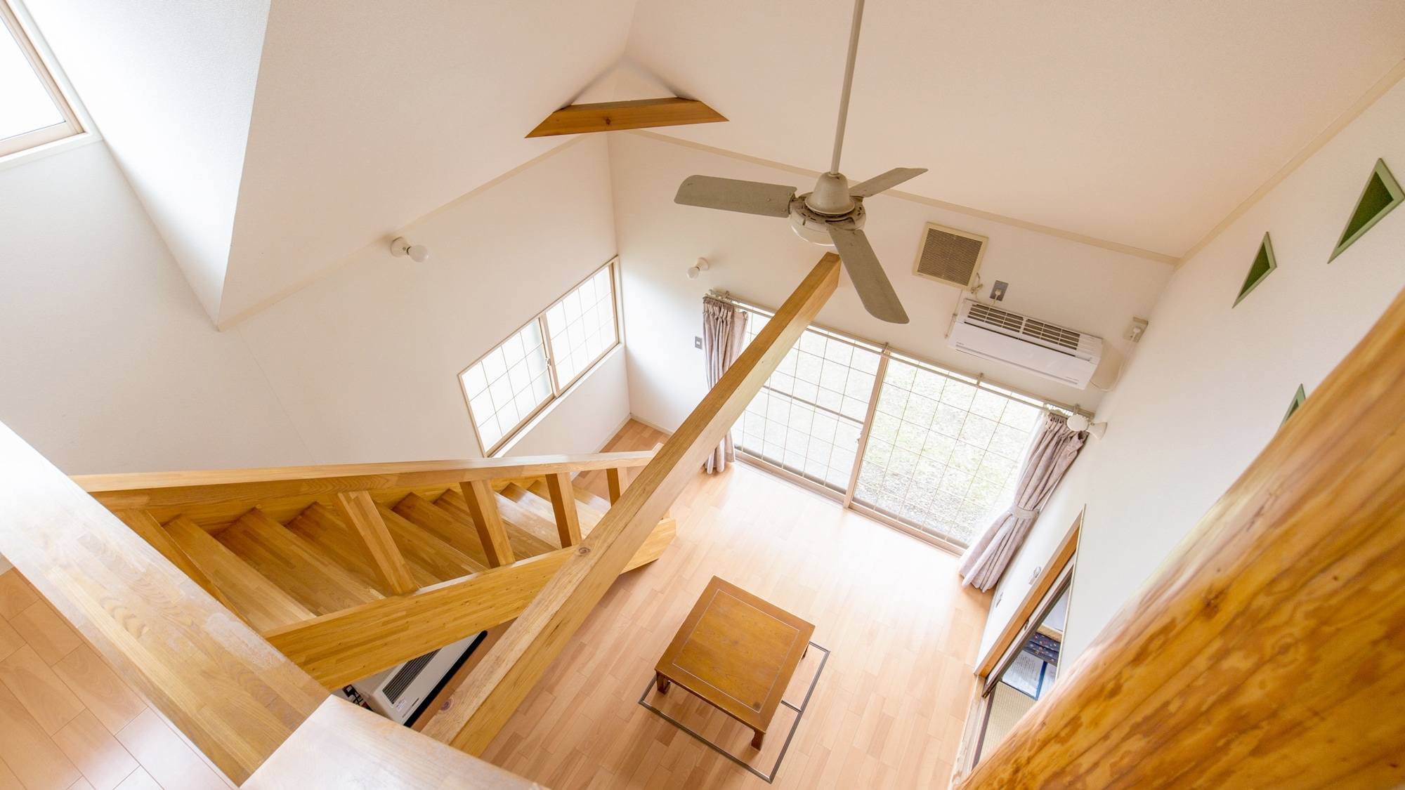 *Standard cottage [no pets allowed] Example / 2nd floor atrium