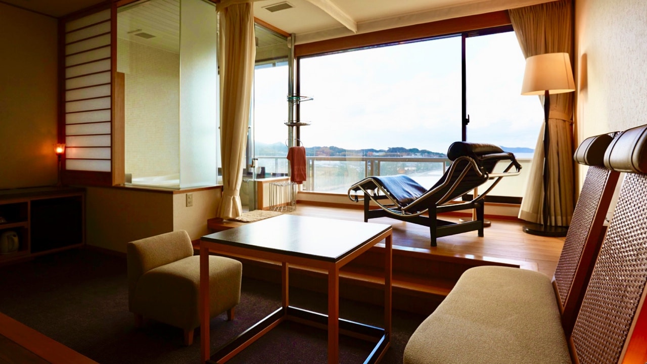 Yuunagi Building [Anniversary Floor (twin room with observation jet bath) 38~50m2]