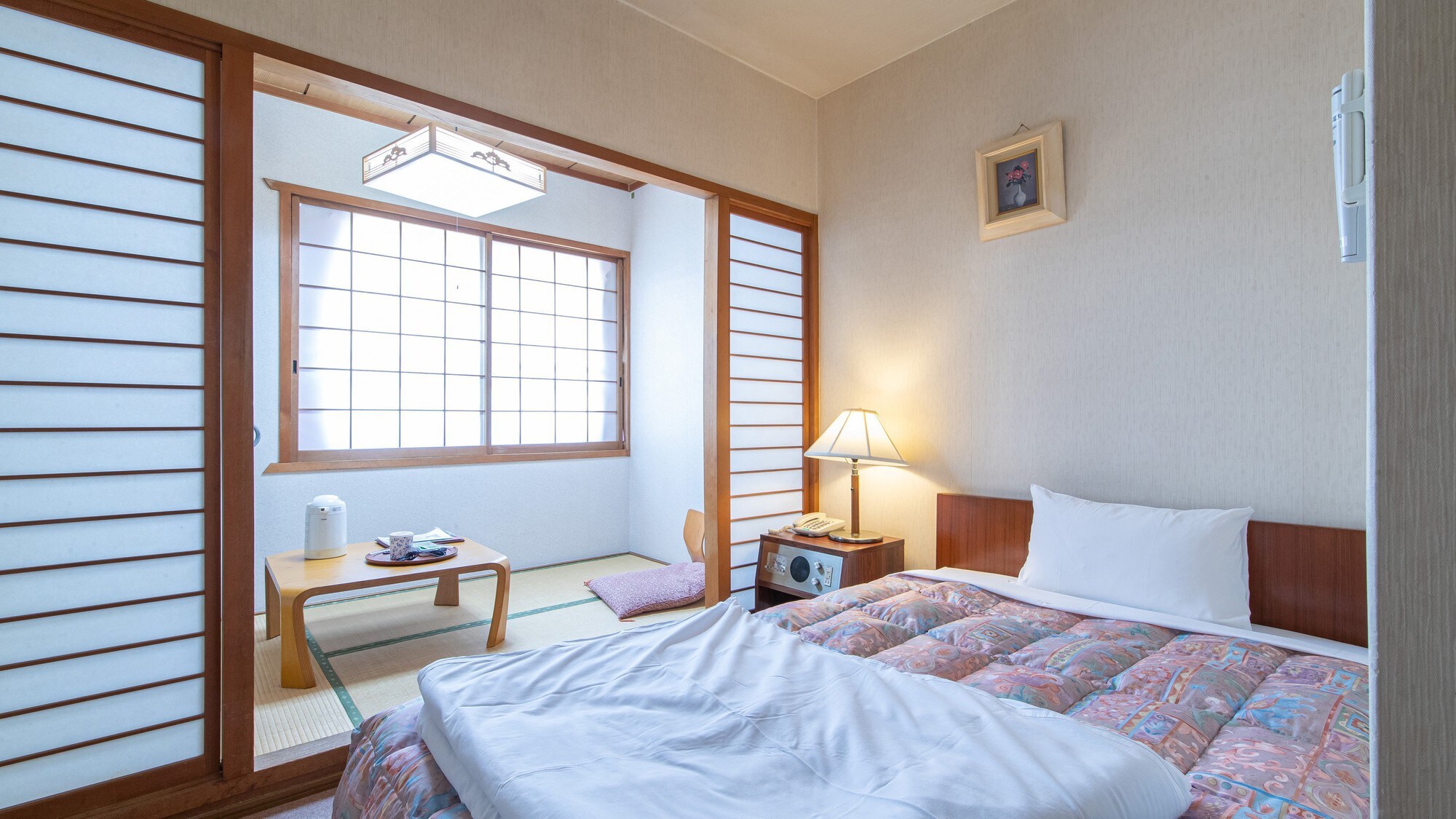 [Non-smoking] Japanese-style compact room for 1-2 people