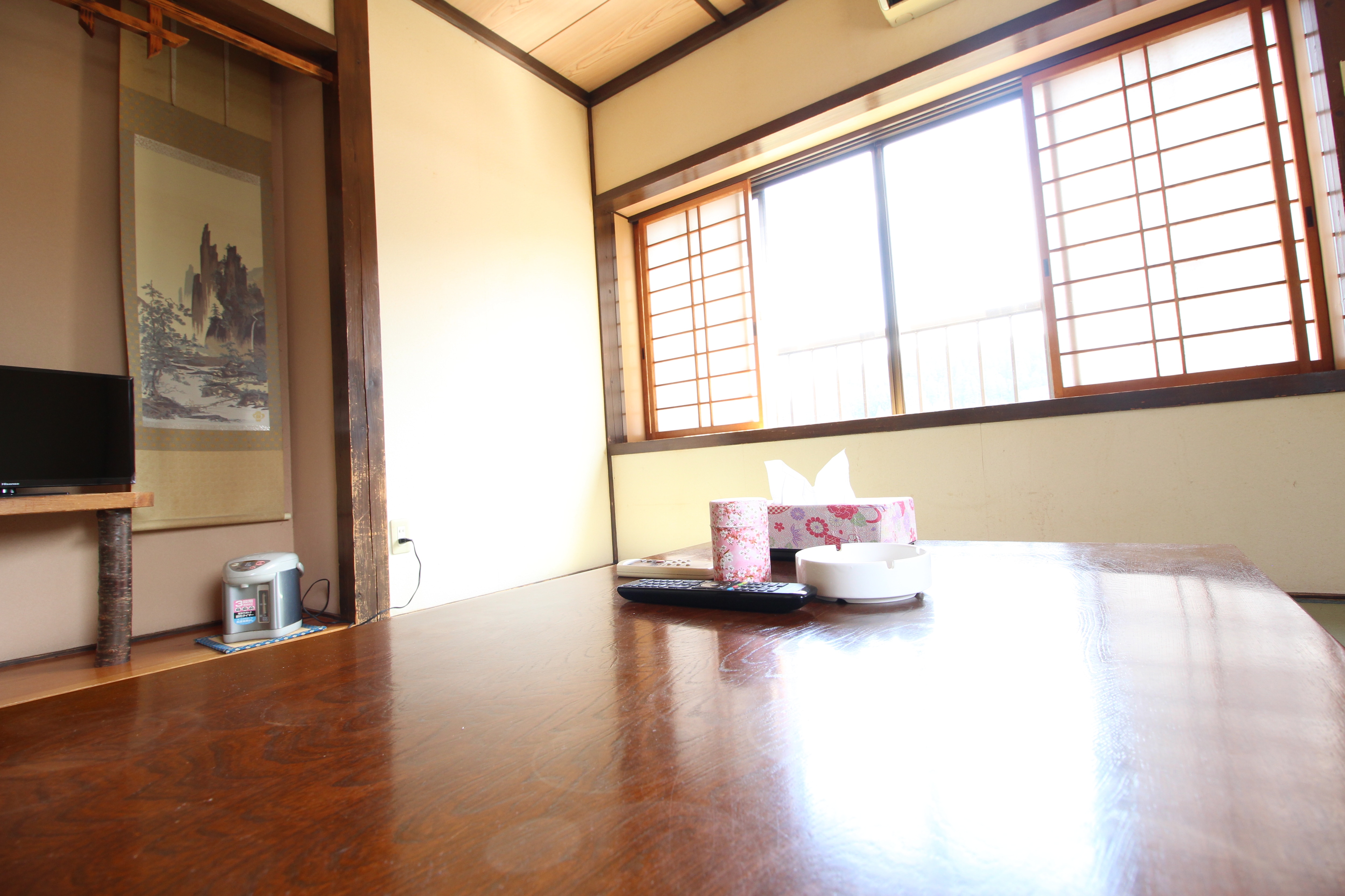Japanese-style room